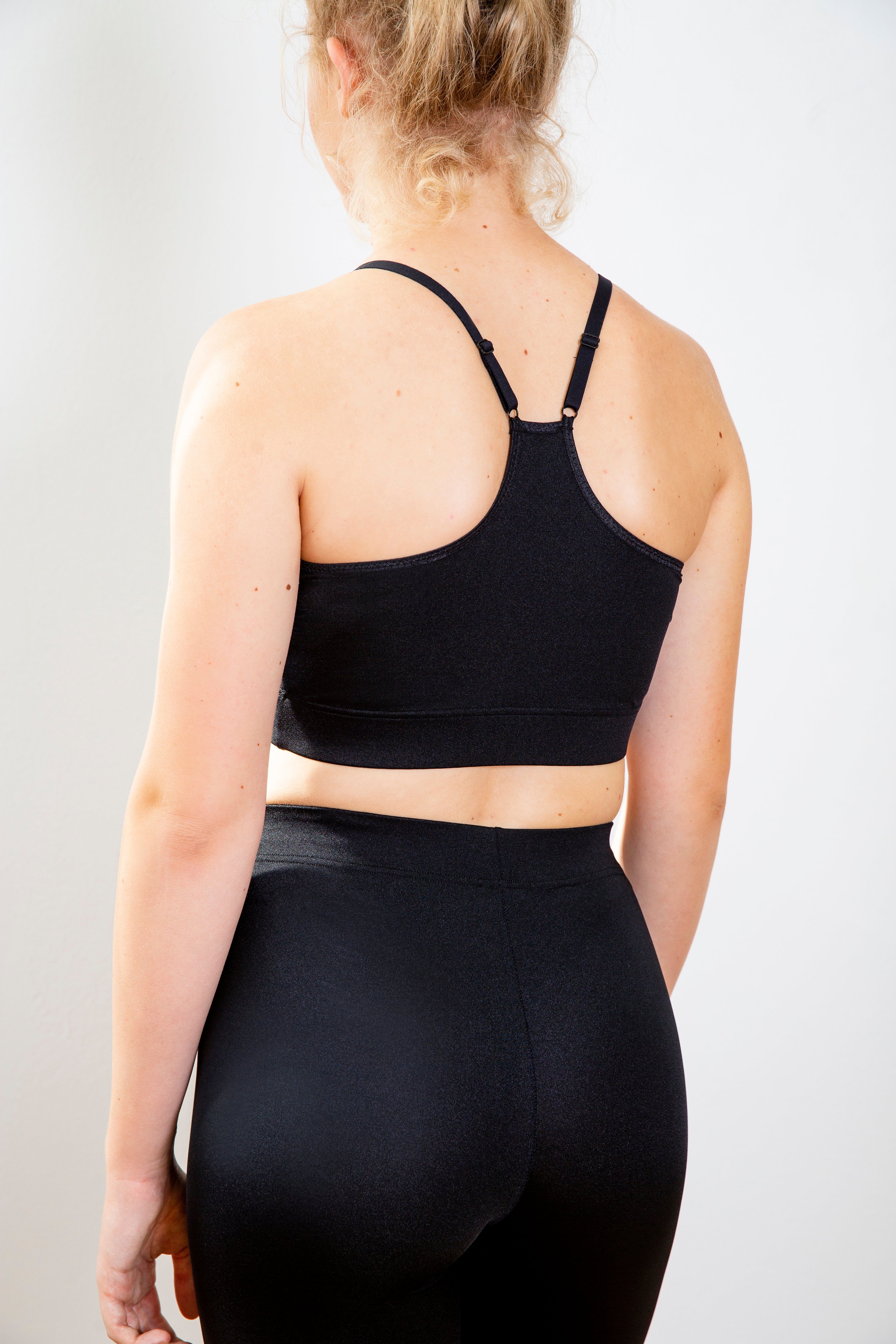 Športni top SABRINA